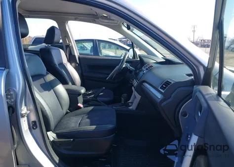 2017 Subaru Forester 2.0Xt Premium z USA, uszkodzony, nr VIN JF2SJGEC2HH561400